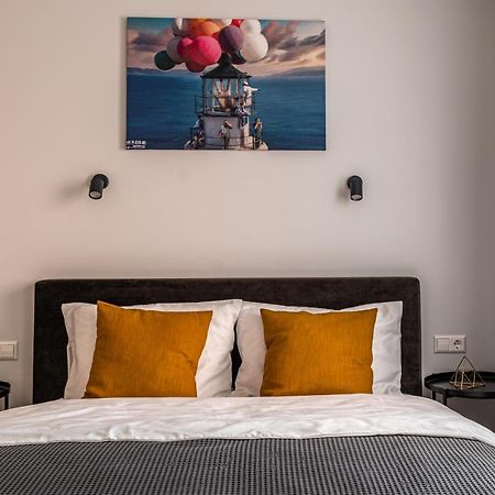 Lovely Apartment In The City Center Kaunas Esterno foto